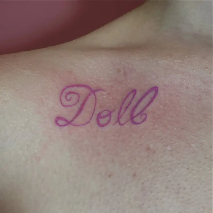 “doll”, ombro