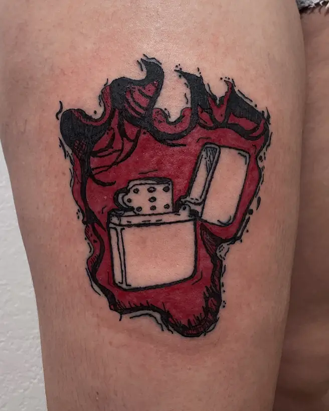 zippo em chamas, braço